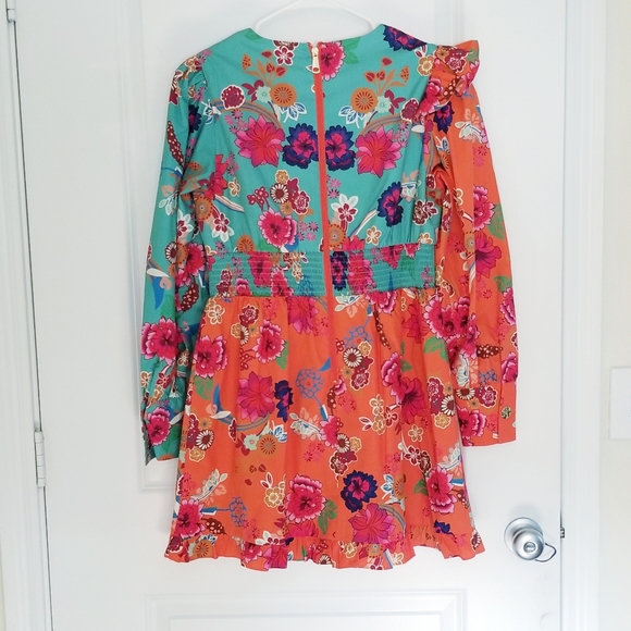 Misa Hylton Ruffled V-Neck Dress - Picture 3 of 5